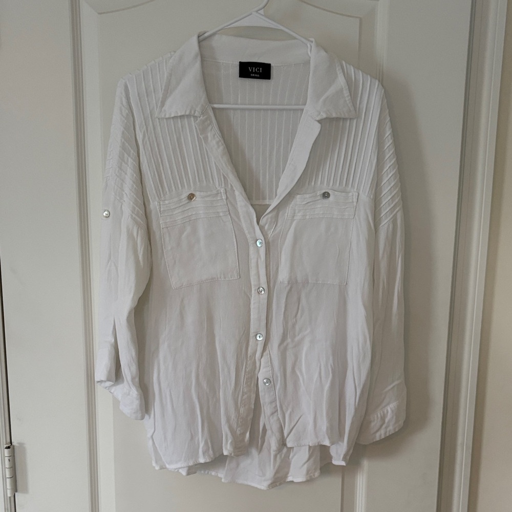 Vici Men's Casual White Button Down Shirt